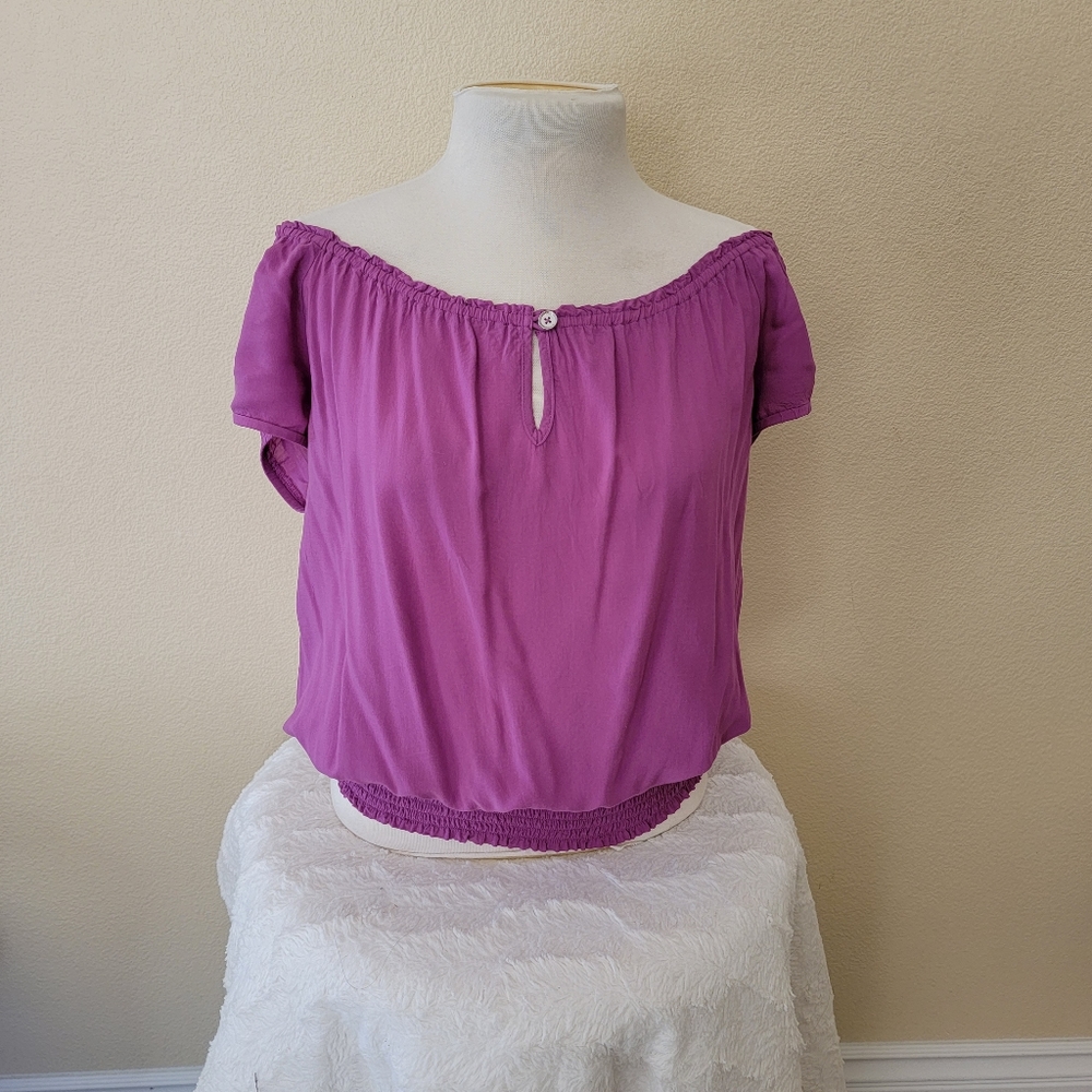 Guess off the shoulder blouse